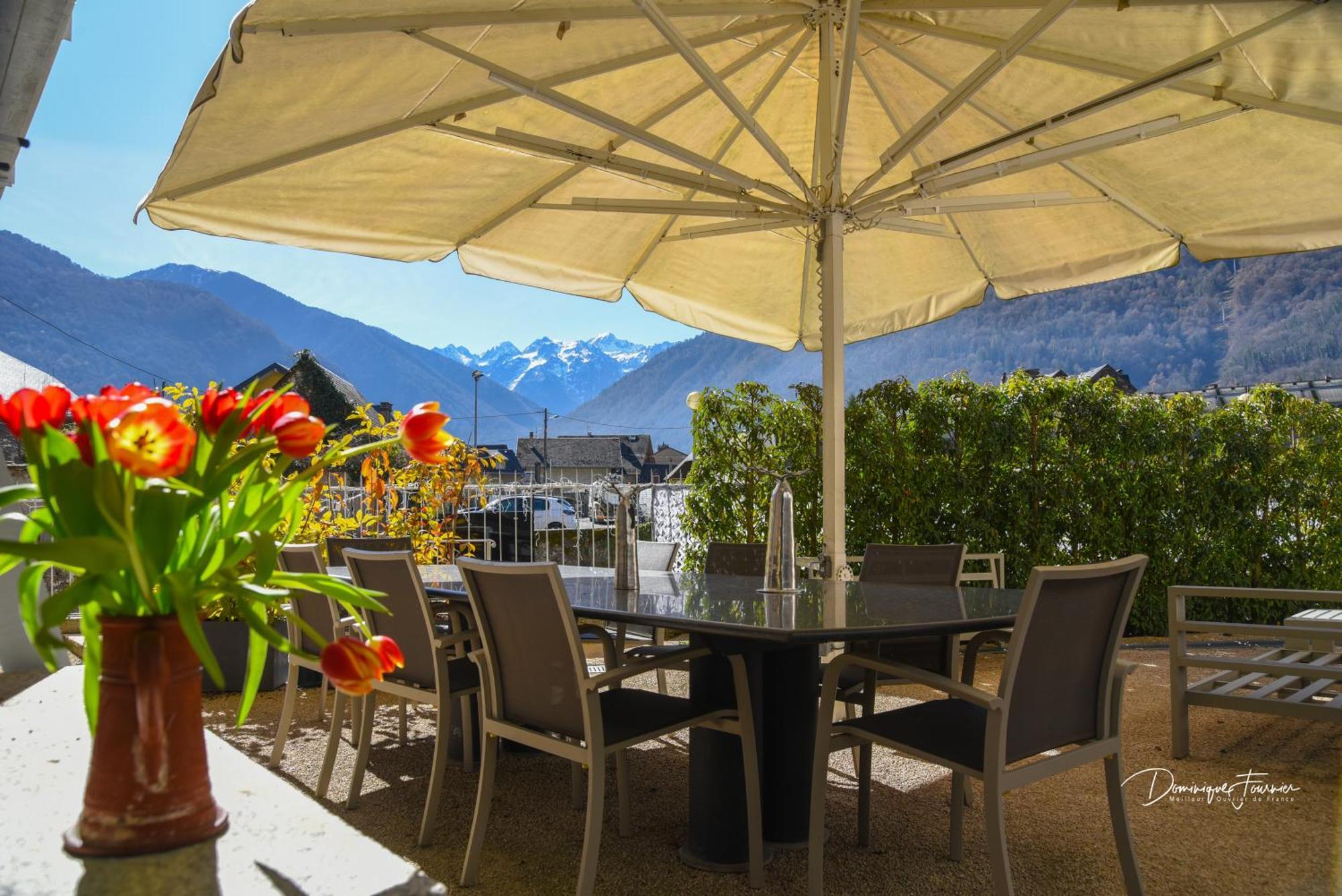 Le 41 Avenue Foch Otel Bagnères-de-Luchon Dış mekan fotoğraf
